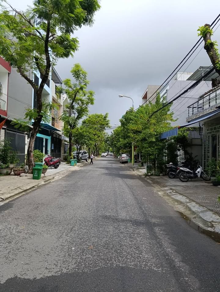 Nhà 2 tầng đường 5,5m tại Hoà An - Cẩm Lệ, 90m² giá 5 tỷ - Ô tô đỗ sân, đầy đủ nội thất!