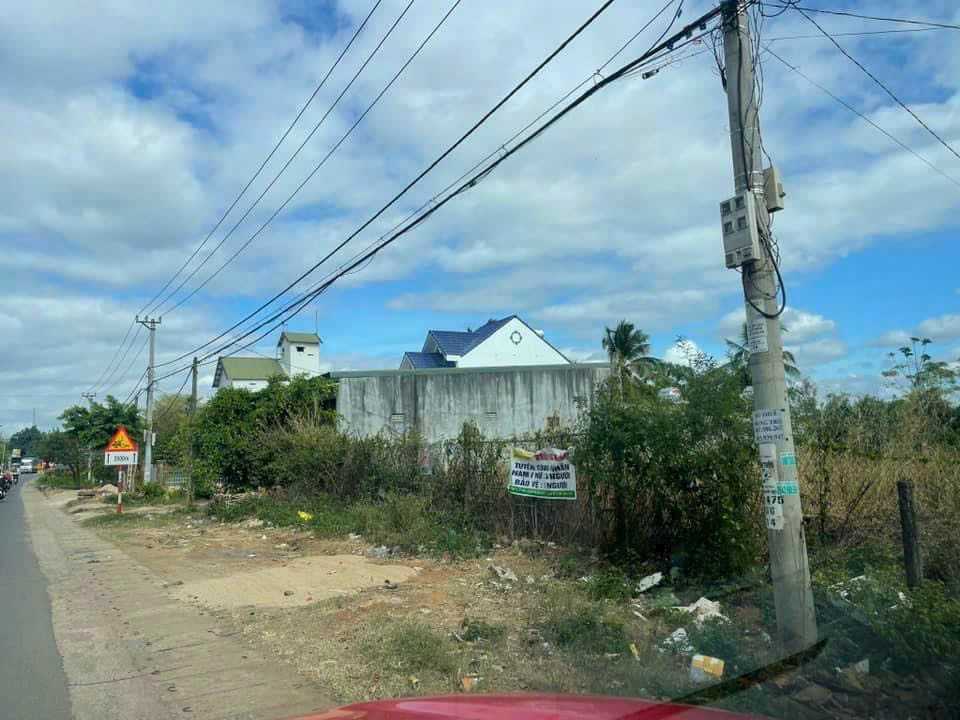 Đất mặt tiền QL14 Nguyễn Tất Thành, Cư Jút 140m² giá 1.6 tỷ - Đầu tư sinh lời ngay!