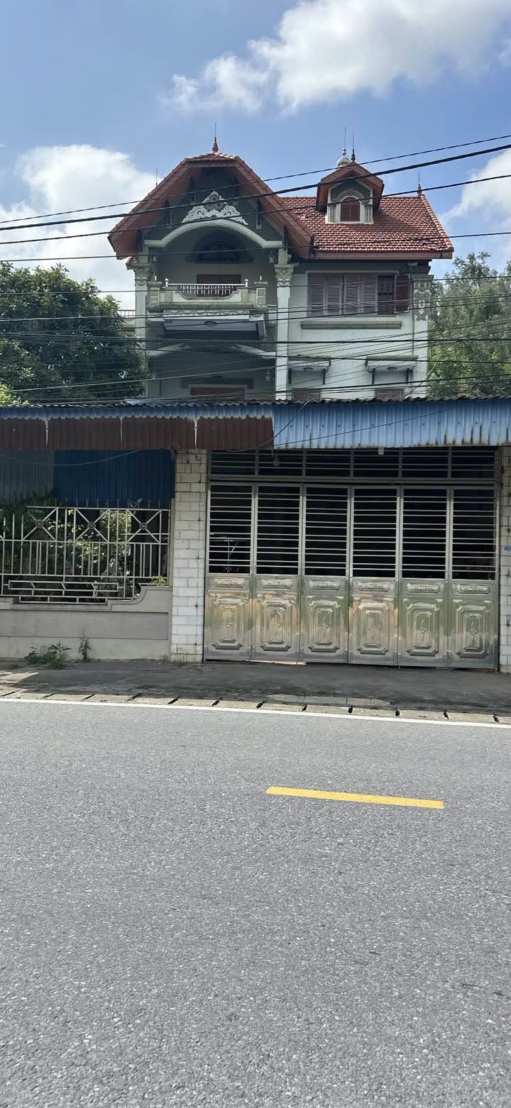 Đất nền Phù Ninh 300m² giá 6 tỷ - Đầy đủ tiện ích xung quanh!