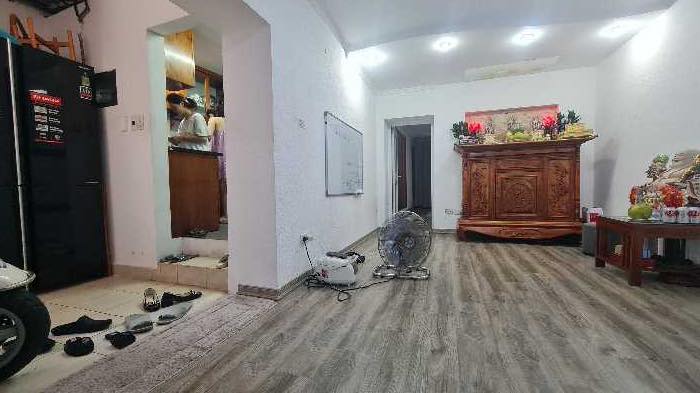 Nhà phố 22/84 Quỳnh Mai, 84m² giá 5.4 tỷ - Sổ đỏ chính chủ