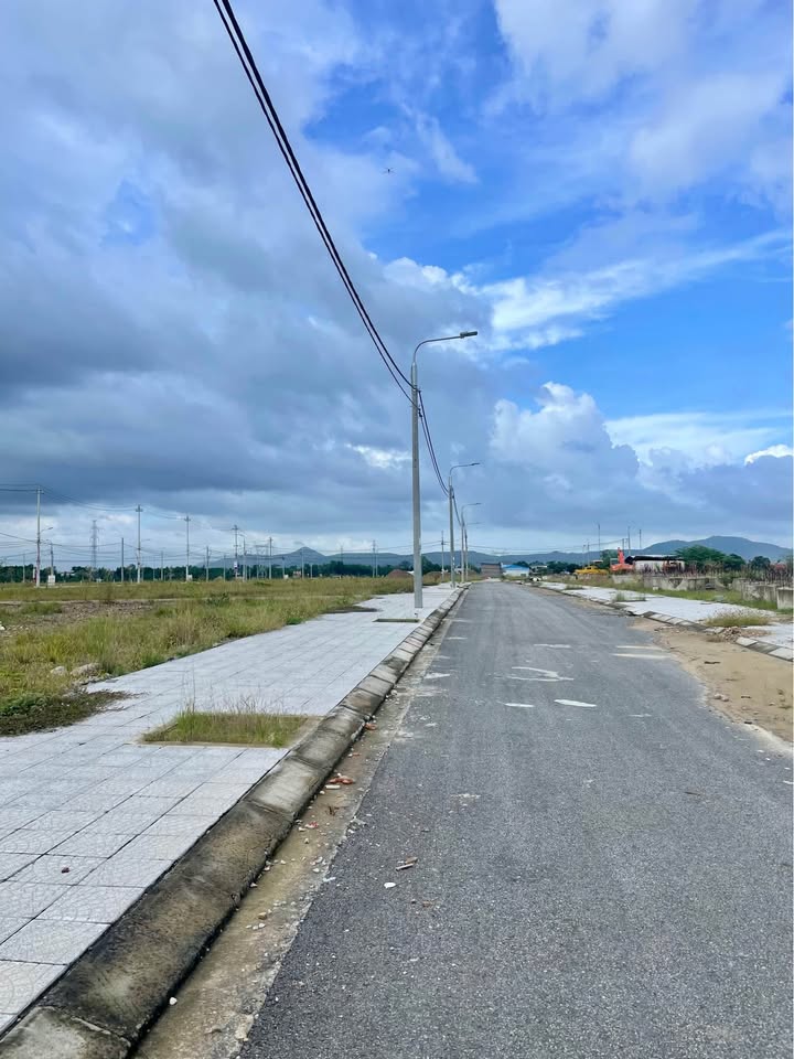 Đất nền Khu TĐC Hòa Khương Đà Nẵng 120m² giá 2 tỷ - Đầu tư sinh lời tốt!