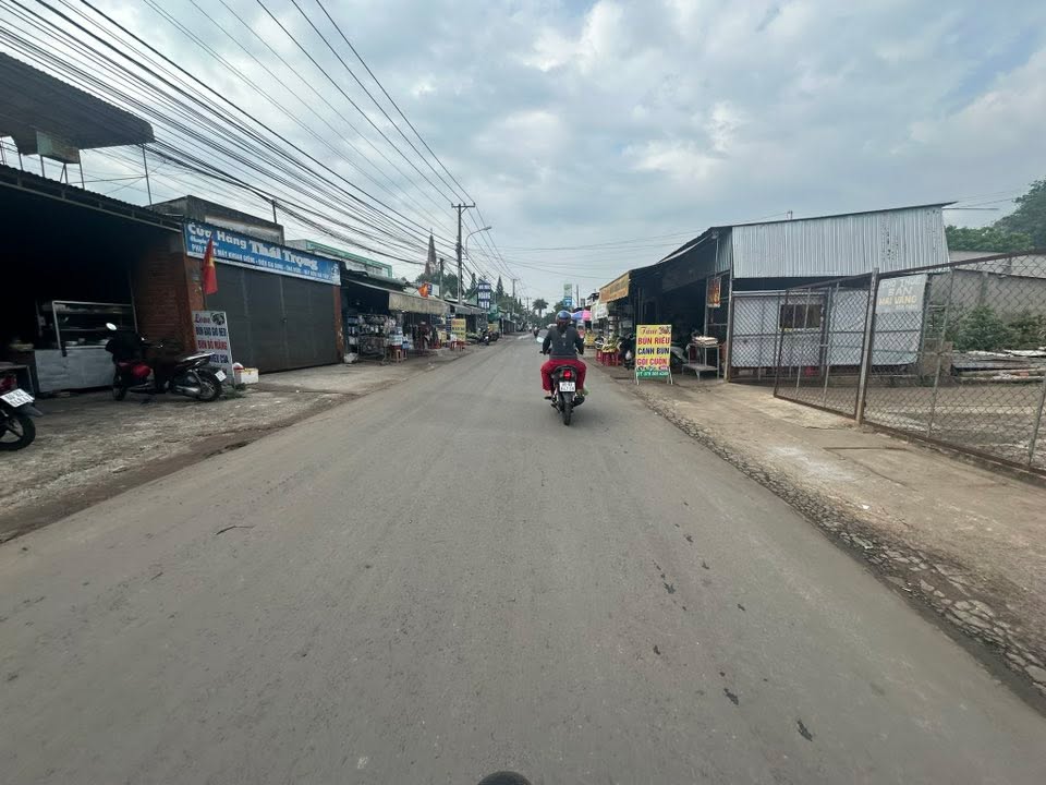 Đất nền đường Ngô Quyền Long Khánh 240m² giá 3.7 tỷ - Sổ đỏ chính chủ!