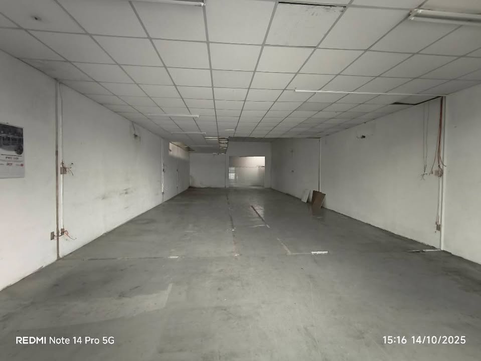 Kho xưởng cho thuê đường Lê Thị Riêng, quận 12, diện tích 140m² - Giá chỉ 15 triệu/tháng!