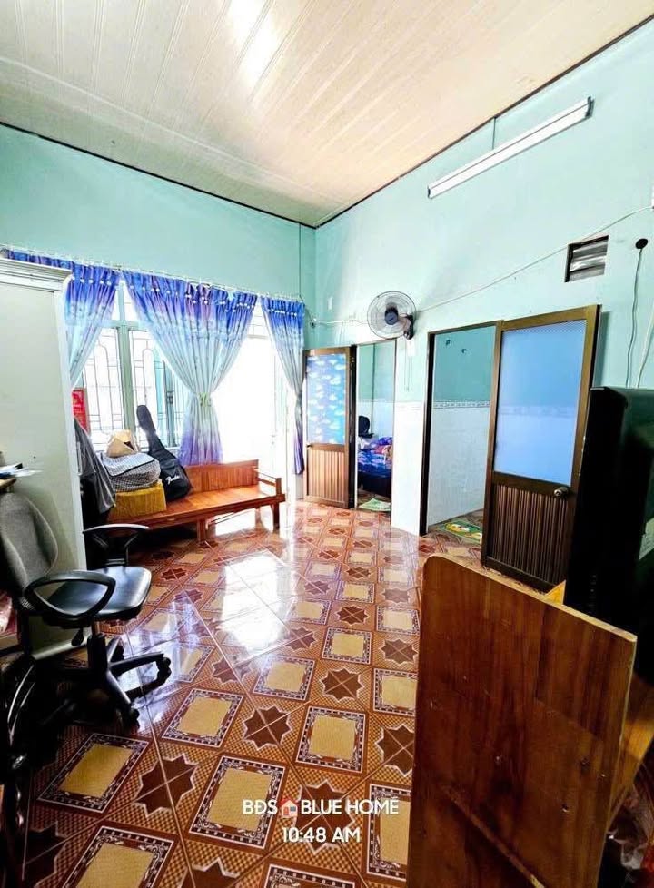 Nhà 2 tầng đường Vũ Bảo, Quy Nhơn 30m² - Sổ đỏ chính chủ, sang tên nhanh!