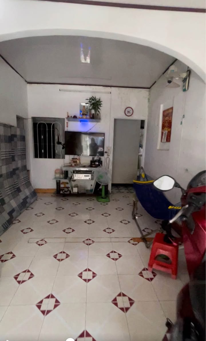 Nhà cấp 4 khu Xóm Còi, Vĩnh Hải, Nha Trang 70m² giá 1.6 tỷ - Cơ hội đầu tư sinh lời!