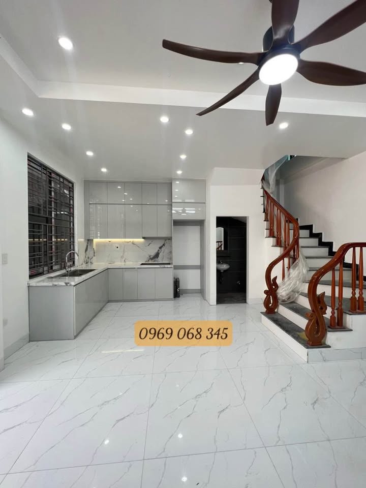 Nhà 3 tầng Trần Lãm, Thái Bình 40m² giá 2 tỷ - Thiết kế đẹp, ngõ ô tô