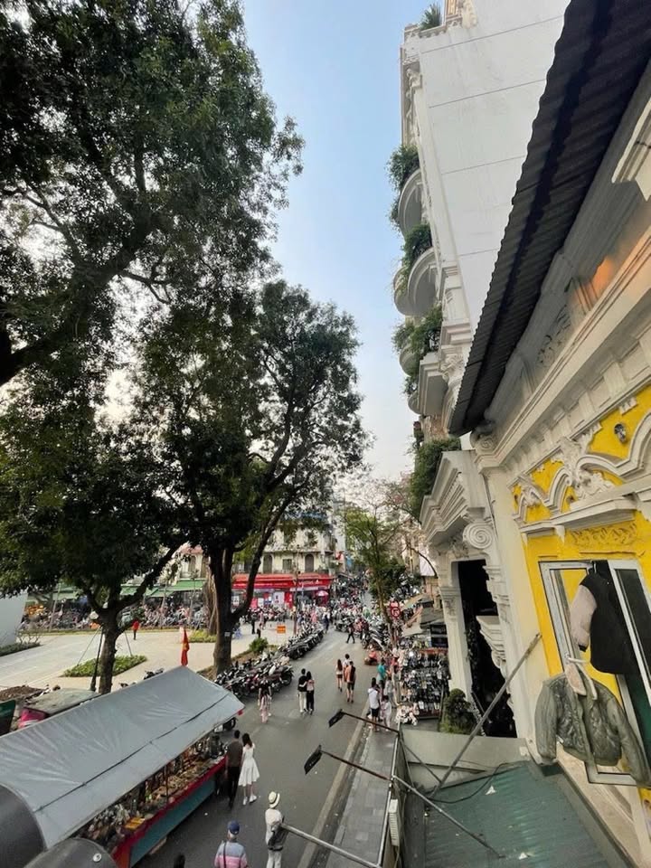 FrontHouse Hàng Dầu, Hồ Hoàn Kiếm 58m² giá 100 tỷ - Đầu tư sinh lời ngay!