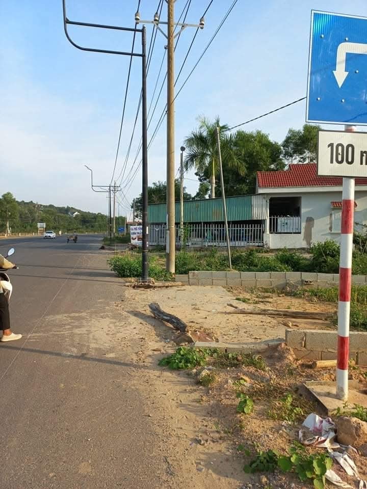 Đất nền Cửa Cạn Phú Quốc 139m² giá 2 tỷ - Mặt tiền đường Dương Đông