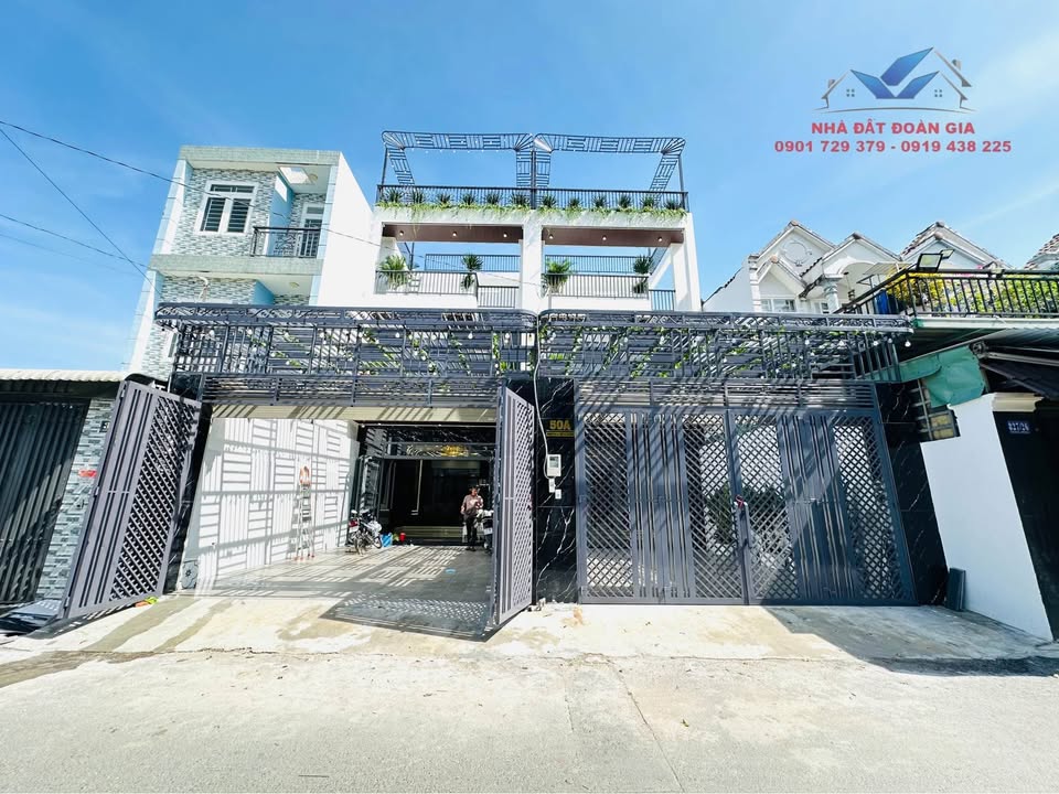 Cặp nhà mặt tiền đường Hà Huy Giáp, 110m² giá 7 tỷ - Kinh doanh thuận lợi!