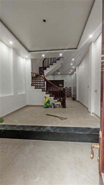 Nhà riêng Xuân La 50m² giá 19.5 tỷ - Vị trí hiếm có, sẵn sàng giao dịch!