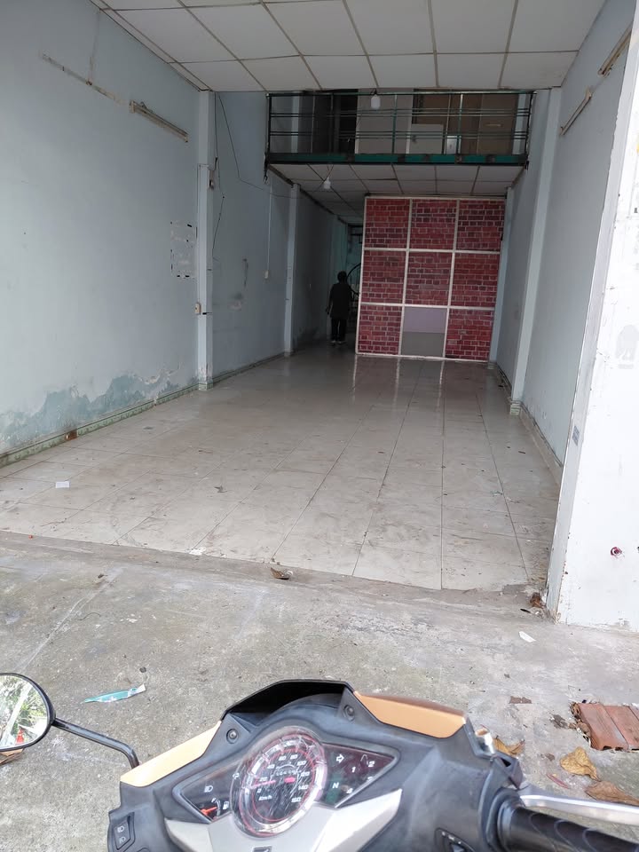 Cho thuê mặt tiền đường Đoàn Giỏi, quận Tân Phú, 72m² - Phù hợp kinh doanh đa ngành nghề!