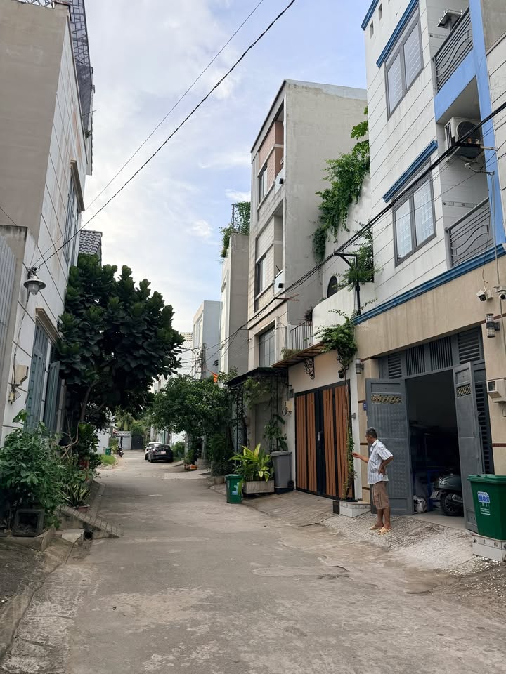 Đất nền Phú Hữu, Q9 51m² giá chỉ 3 tỷ - Sổ hồng riêng, giao ngay!