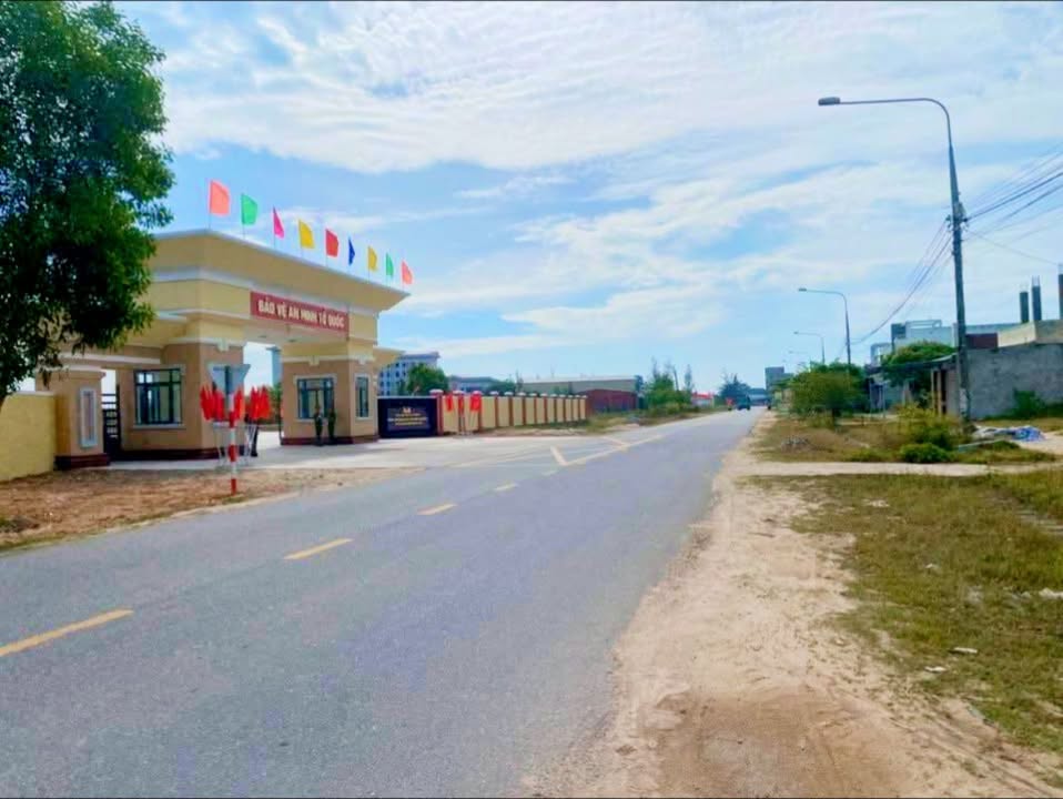 Nhà mặt tiền đường DT613, Duy Xuyên, 200m² giá 1.8 tỷ - Đầu tư sinh lời ngay!