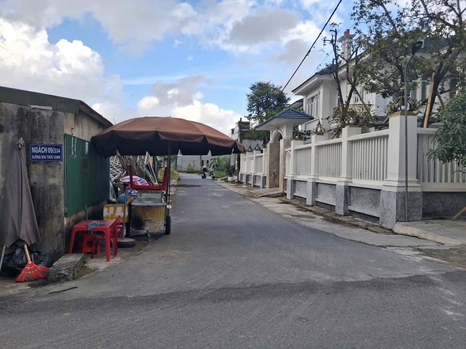 Đất nền Thạch Hưng, TP Hà Tĩnh 138,5m² giá 2 tỷ - Sổ hồng chính chủ, phù hợp đầu tư!