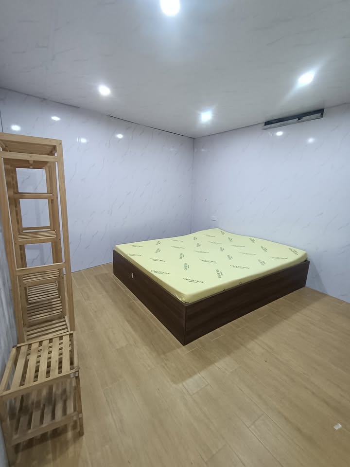 Căn hộ cho thuê tầng trệt Đà Lạt 2PN giá 7.5 triệu - Gần trường Lam Sơn