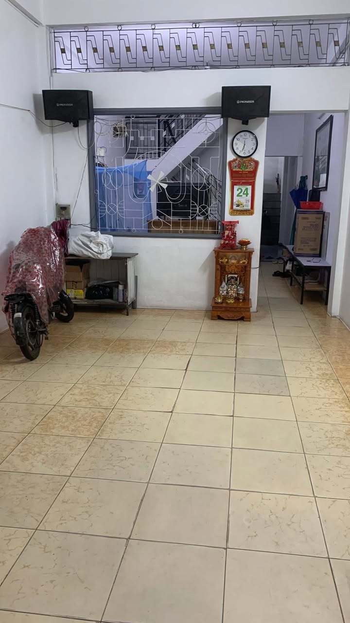 Cho thuê mặt bằng đường Mai Thúc Loan 28m² giá 6 triệu - Kinh doanh thuận lợi!