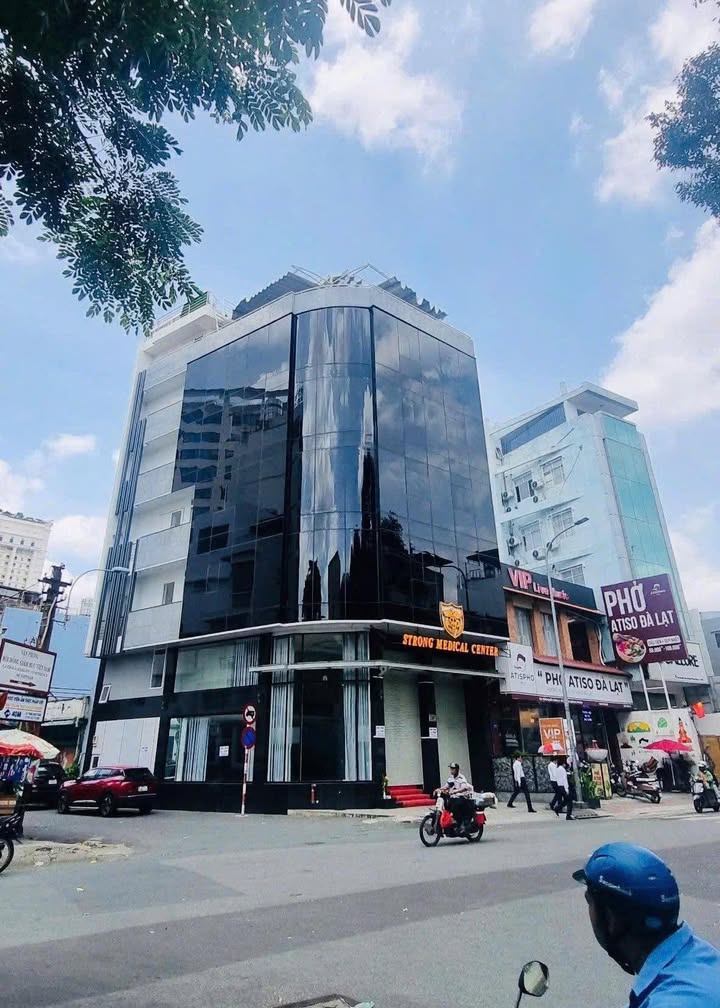 Cho thuê nhà 2 mặt tiền Trần Quốc Toản, Quận 3, 136m² - Vị trí đắc địa, kinh doanh thuận lợi!