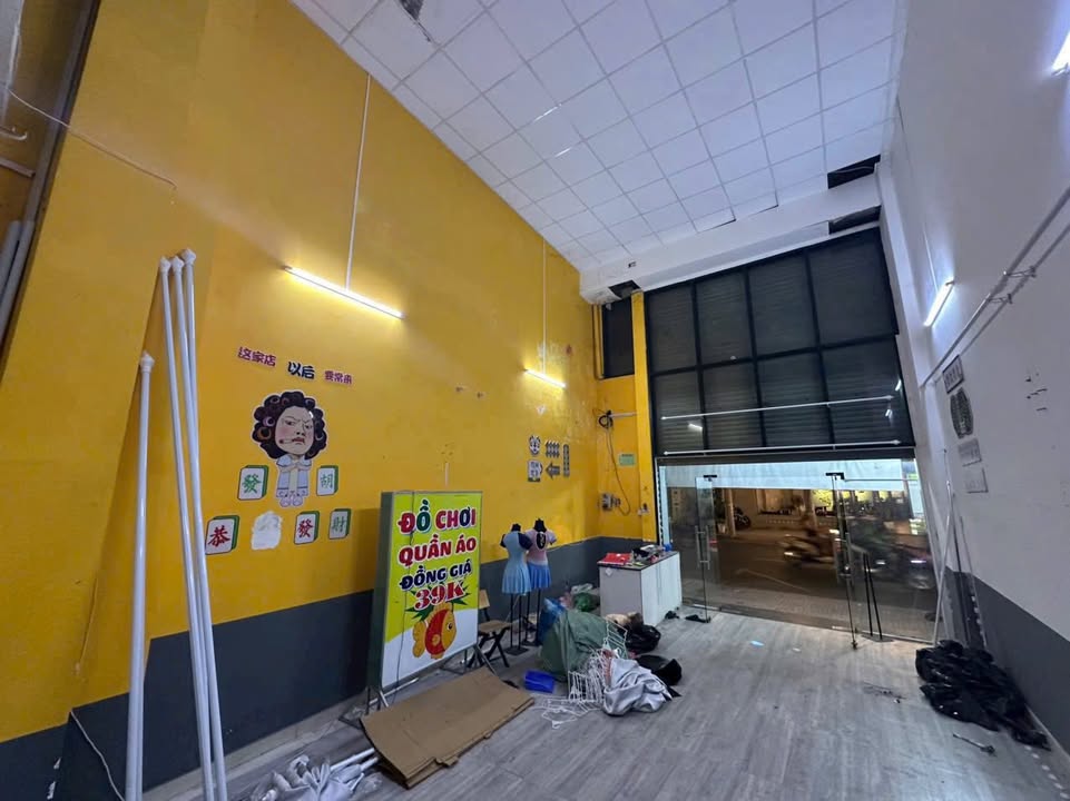 Mặt bằng cho thuê đường Âu Cơ, Tân Bình 32m² giá 14 triệu - Giảm giá cho khách thuê ở ngay!