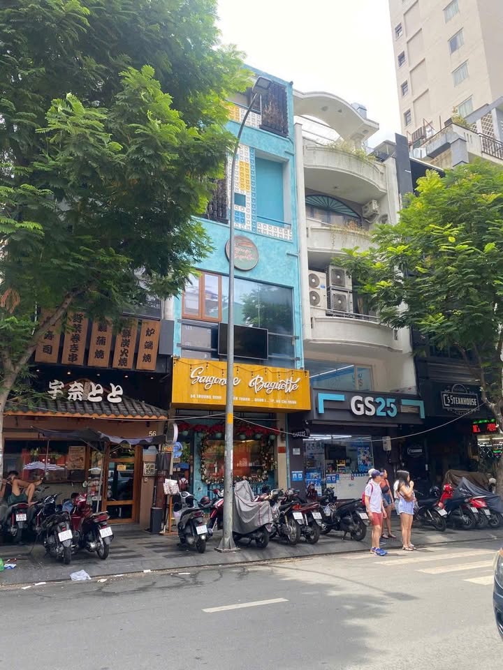 Nhà Mặt Tiền Cho Thuê Trương Định, Quận 3 - 72m² Giá 150 triệu/Tháng - Vị trí đắc địa cho kinh doanh!