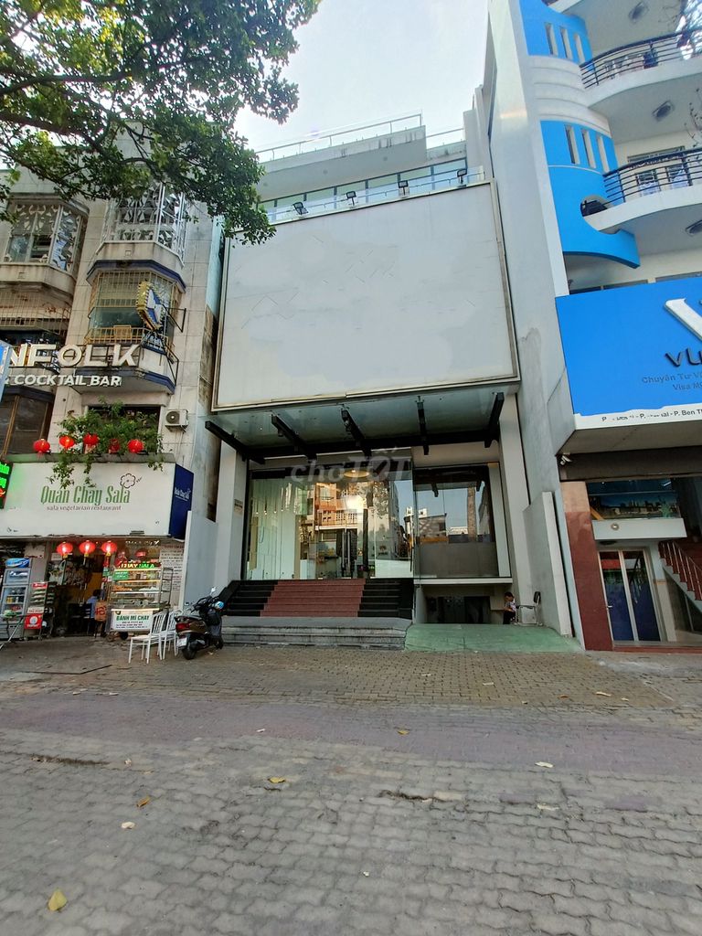 Cho thuê nhà mặt tiền đường Song Hành 500m² giá 100 triệu - Vị trí đắc địa dân trí cao!