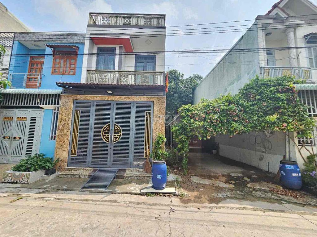 Đất nền gần KDC Tứ Hải, P Tân Đông Hiệp, TP Dĩ An 70.5m² giá 2.5 tỷ - Đầu tư sinh lời!