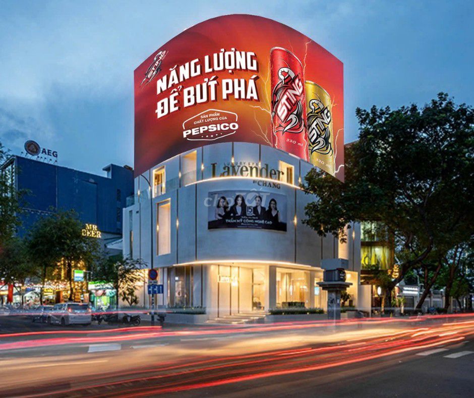 Cho thuê nguyên căn Nguyễn Trãi 240m² giá 100 triệu - Kinh doanh thuận lợi!