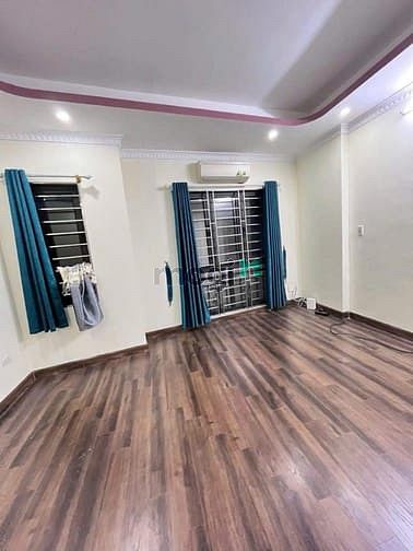 Bán nhà phố Tô Hiệu Hà Đông 62m² giá 10,3 tỷ - Ô tô đỗ cửa, sổ đỏ chính chủ!
