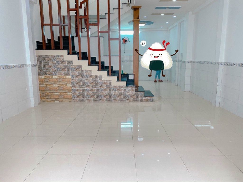 Cho thuê nhà MT 305A Nguyễn Trọng Tuyển, Q. Phú Nhuận 96m² - Vị trí kinh doanh đắc địa!