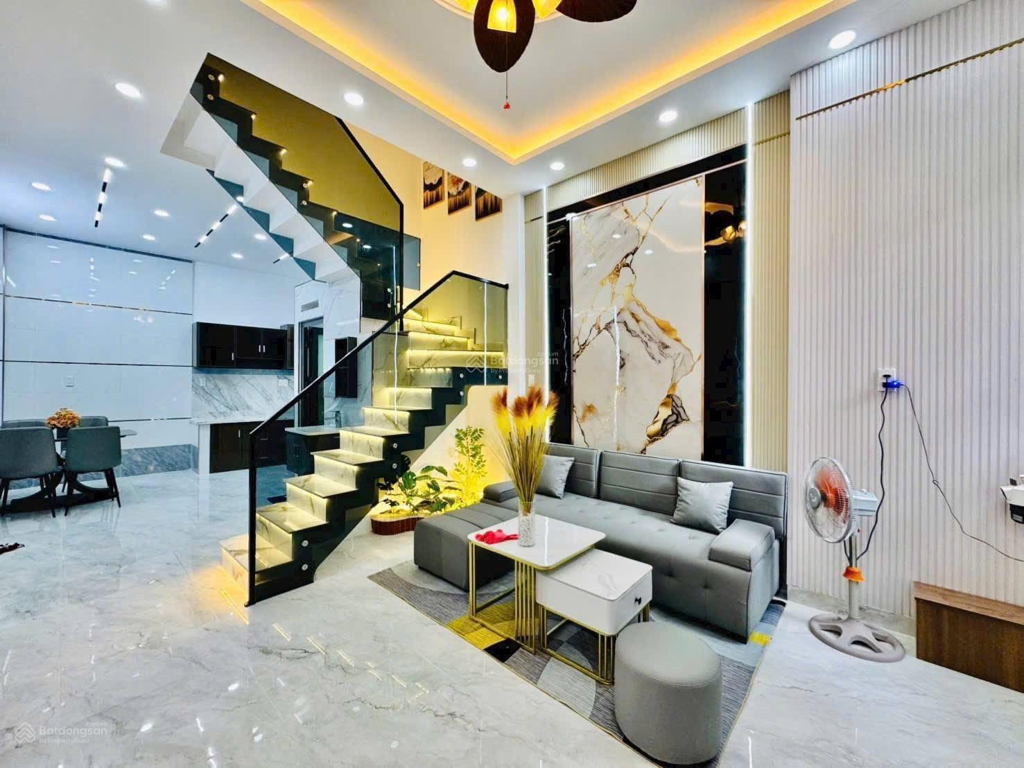 Nhà Phùng Văn Cung, Phú Nhuận 66.24m² giá 3.58 tỷ - Vị trí vàng gần Phan Xích Long!