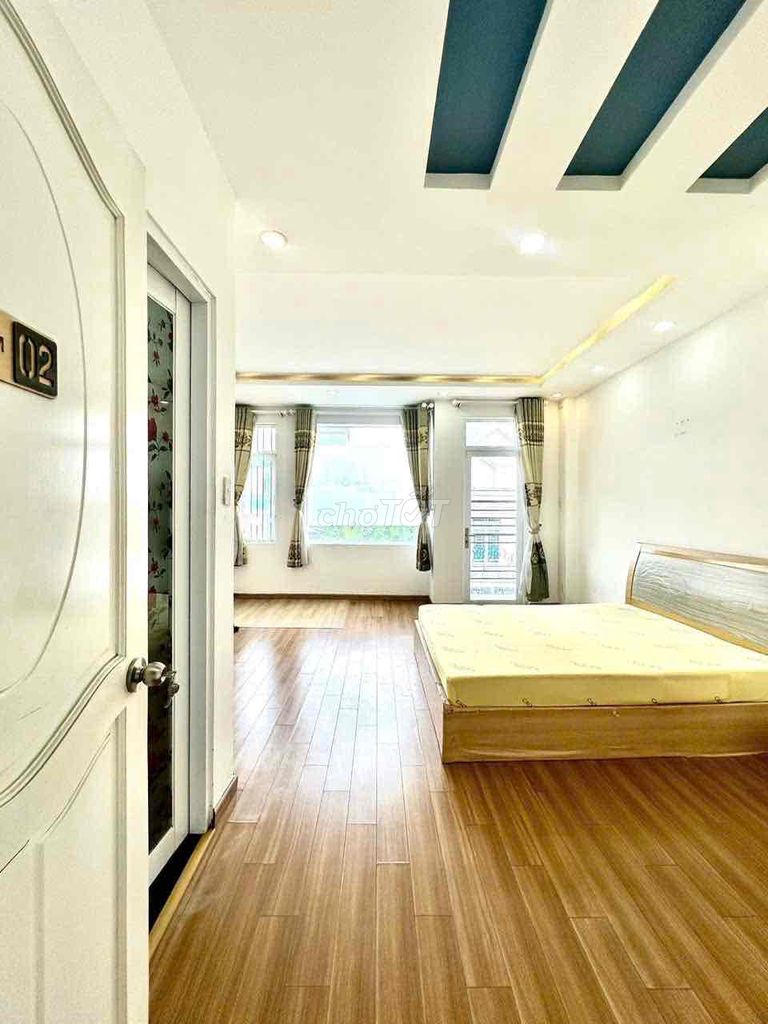 Căn hộ Studio Ban Công Quận 7 35m² giá 4.8 triệu - Thiết kế đẹp, đầy đủ tiện nghi!