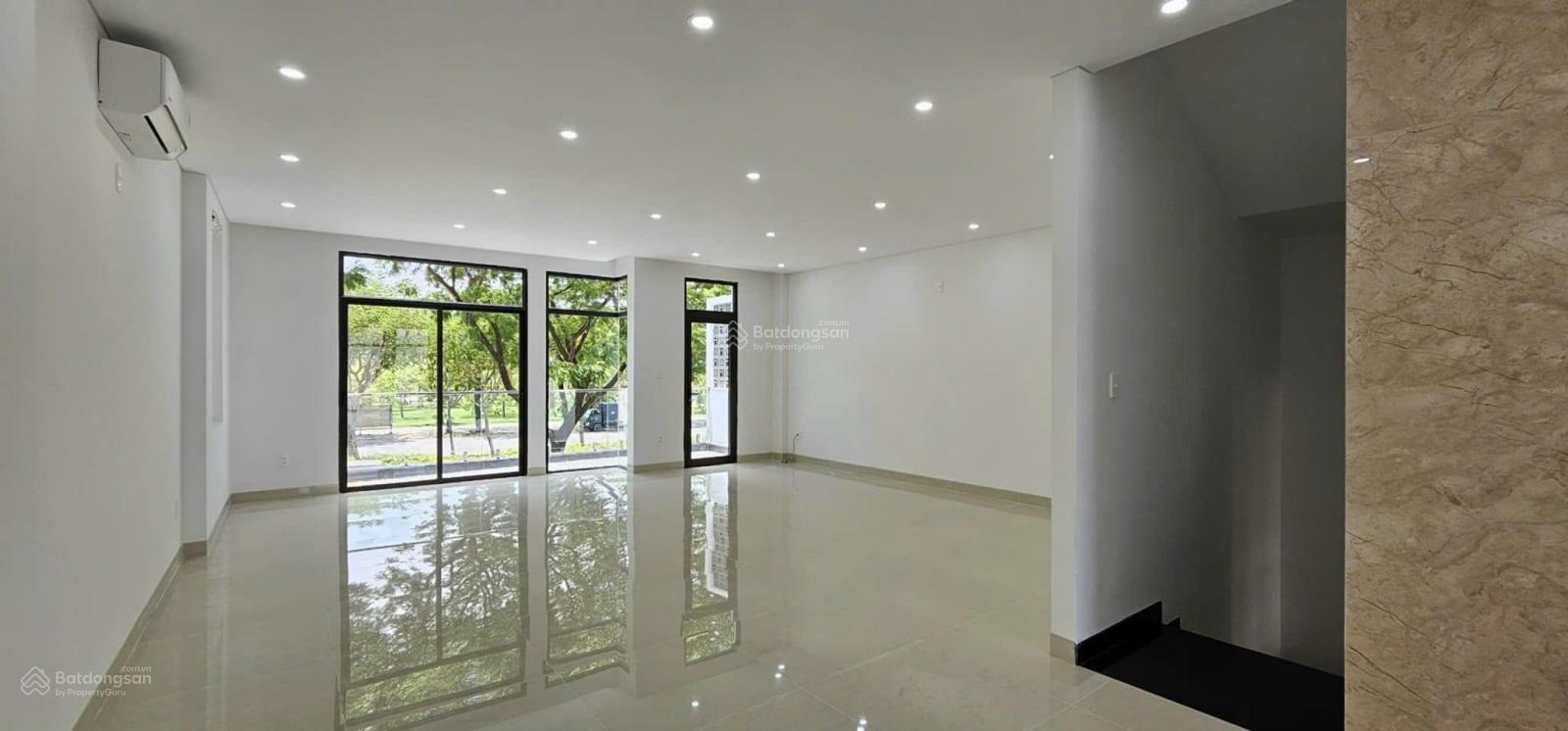 Cho thuê văn phòng Đà Nẵng đường Nguyễn Sinh Sắc 140m² - Không gian lý tưởng cho doanh nghiệp!