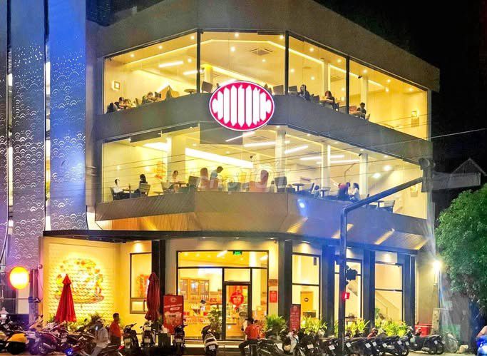 Cho thuê văn phòng góc 2 mặt tiền Nguyễn Cửu Vân 400m² - Phù hợp cho spa, studio, văn phòng