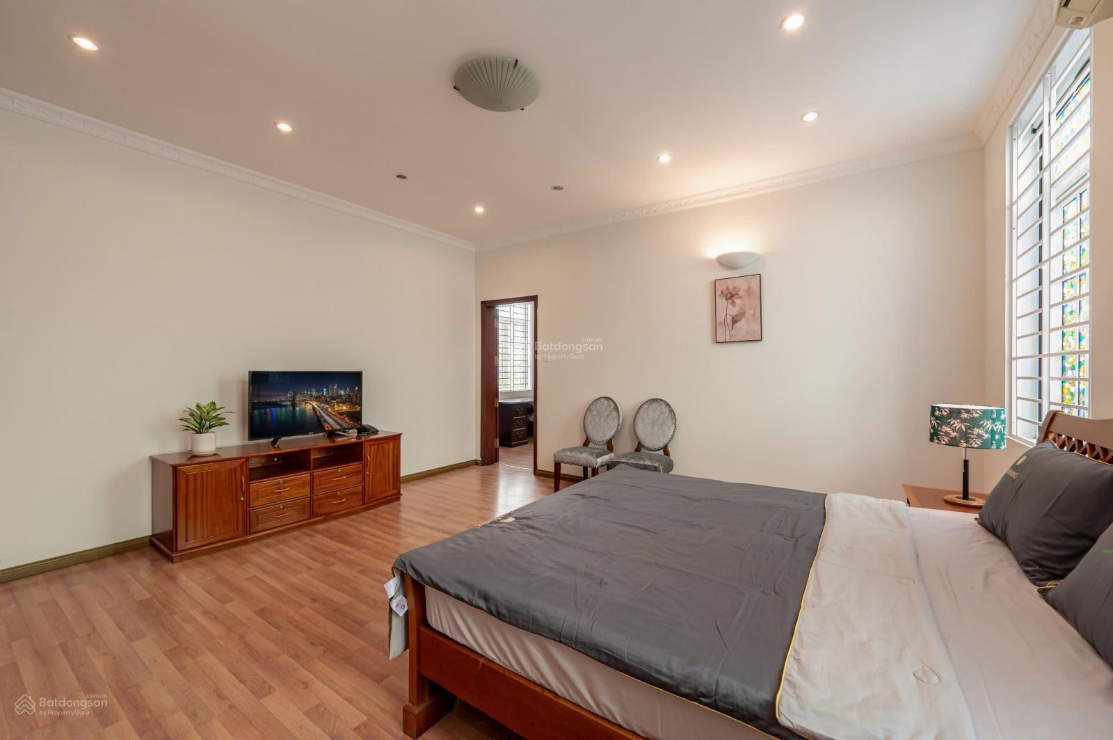 Biệt thự cho thuê Thảo Điền, Q2 1000m² giá 140 triệu - Trải nghiệm không gian sống đẳng cấp!