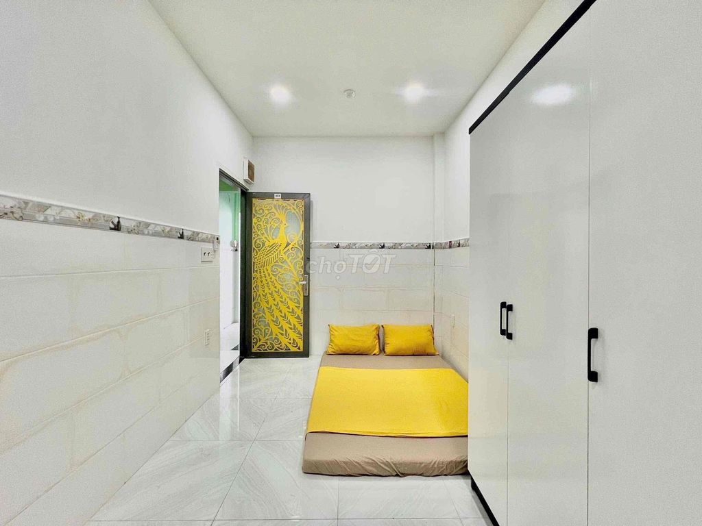 Studio thang máy 25m² giá 4.6 triệu - Giờ giấc tự do gần cầu Lê Văn Sỹ!