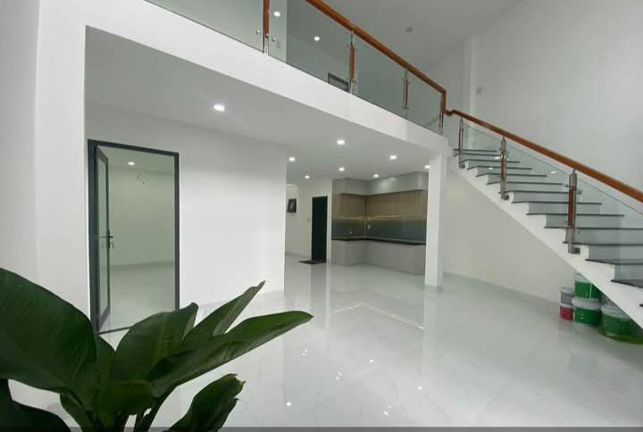 Nhà phường 8 Tuy Hòa 62m² giá 2.3 tỷ - Sổ hồng chính chủ, thương lượng ngay!