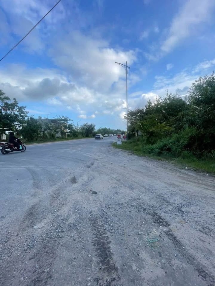 Đất nền bán gấp tại Đông Sơn, Thanh Hóa - 375m² chỉ 2.8 tỷ!