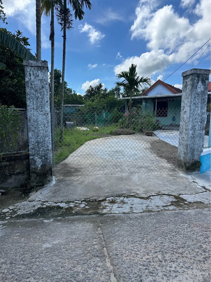 Đất thổ cư Cẩm Toại Tây 130m² giá 1 tỷ - Tiềm năng sinh lời cao!