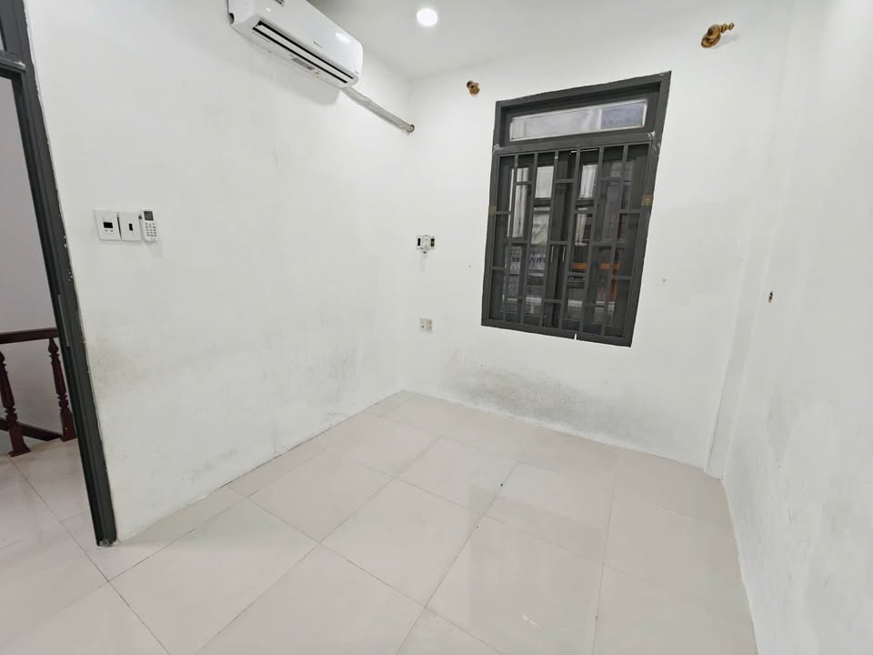 Nhà bán hẻm Bến Cá Phương Sài 30m² giá 1.86 tỷ - Sổ đỏ chính chủ, không quy hoạch!