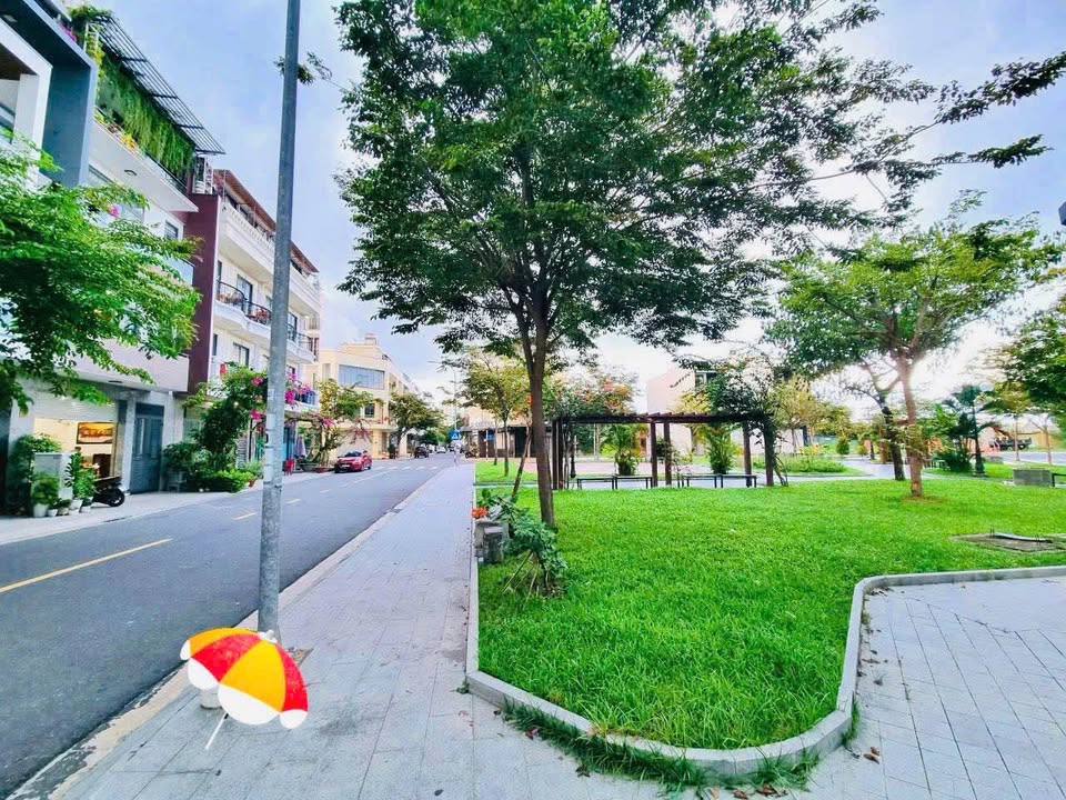 Đất nền Khu Đô Thị VCN Phước Long 75m² giá 6.6 tỷ - Đối diện công viên xanh!