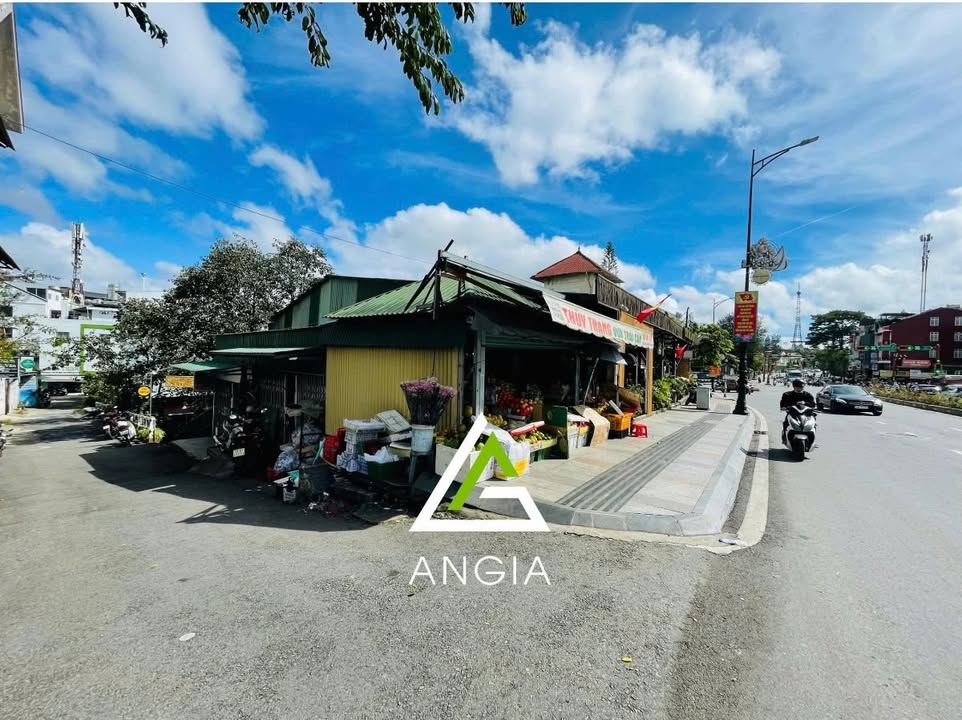 Nhà bán đường Trần Phú, Đà Lạt 90m² giá 9 tỷ - Đường ô tô tận nơi!