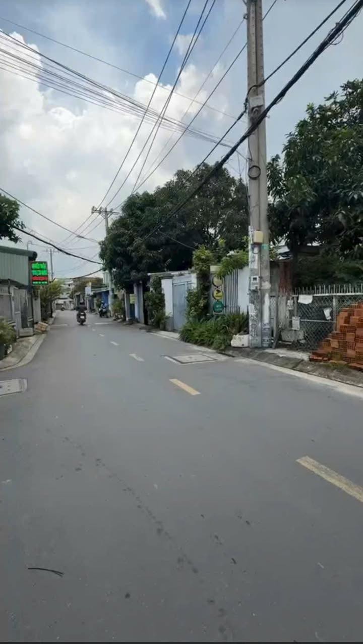 Đất mặt tiền đường Tân Xuân 1, Hóc Môn, 131m² - Giá 7.2 tỷ, cơ hội đầu tư hấp dẫn!