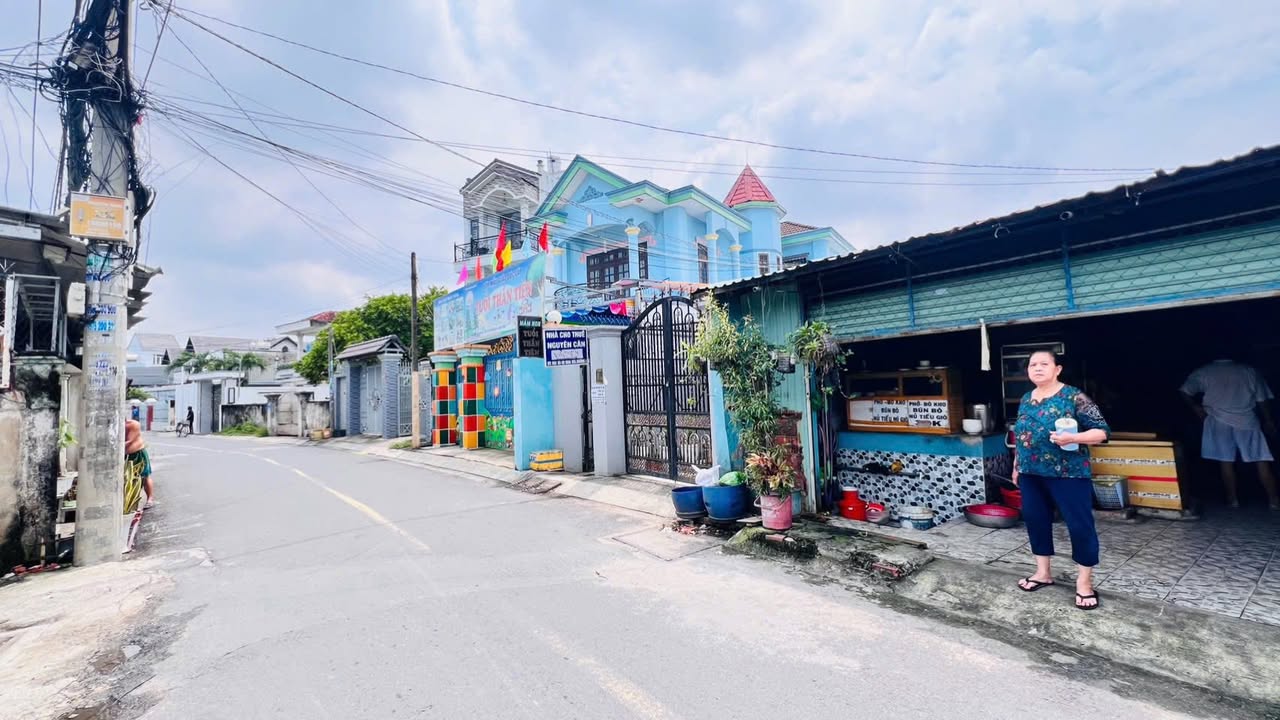 Đất mặt tiền đường Tân Xuân 1, Hóc Môn 197m² giá 8.5 tỷ - Cơ hội đầu tư tuyệt vời!