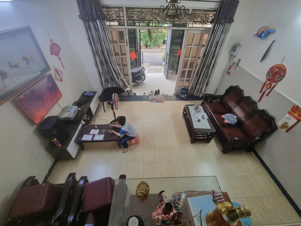 Nhà phố 90m² hẻm xe hơi tại Bình Thạnh chỉ 11 tỷ - Sở hữu ngay!