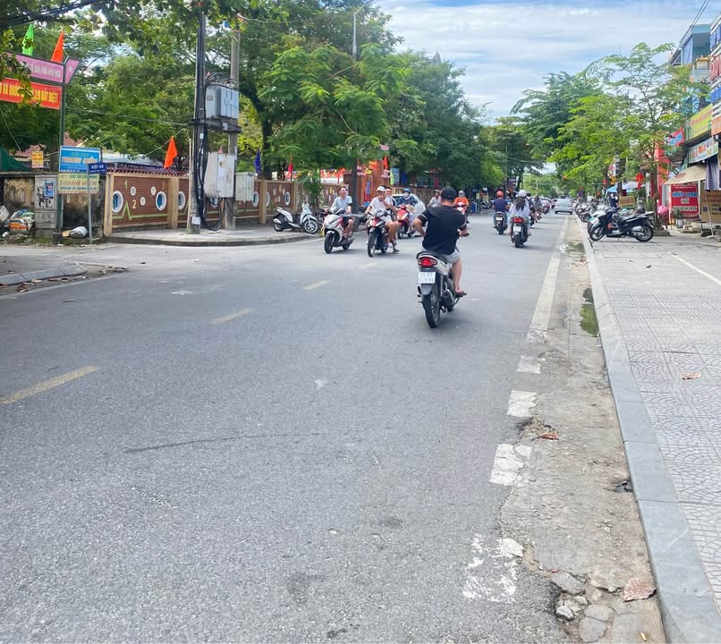 Đất đẹp 2 mặt tiền Đặng Huy Trứ, Phường Thuận Hoá 109m² - Giá chỉ 18 triệu/m²