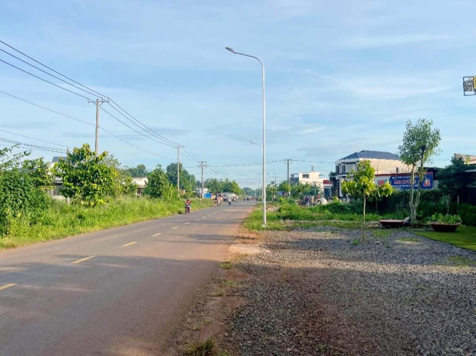 Đất mặt tiền đường nhựa Bưu Điện Gia Kiệm 840m² giá 8.4 tỷ - Vị trí đắc địa cho kinh doanh!