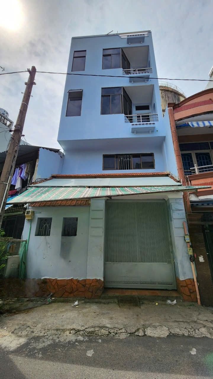 Nhà mặt tiền hẻm kinh doanh Thành Thái Q10 - 4m x 9m - Cho thuê 17 triệu/tháng