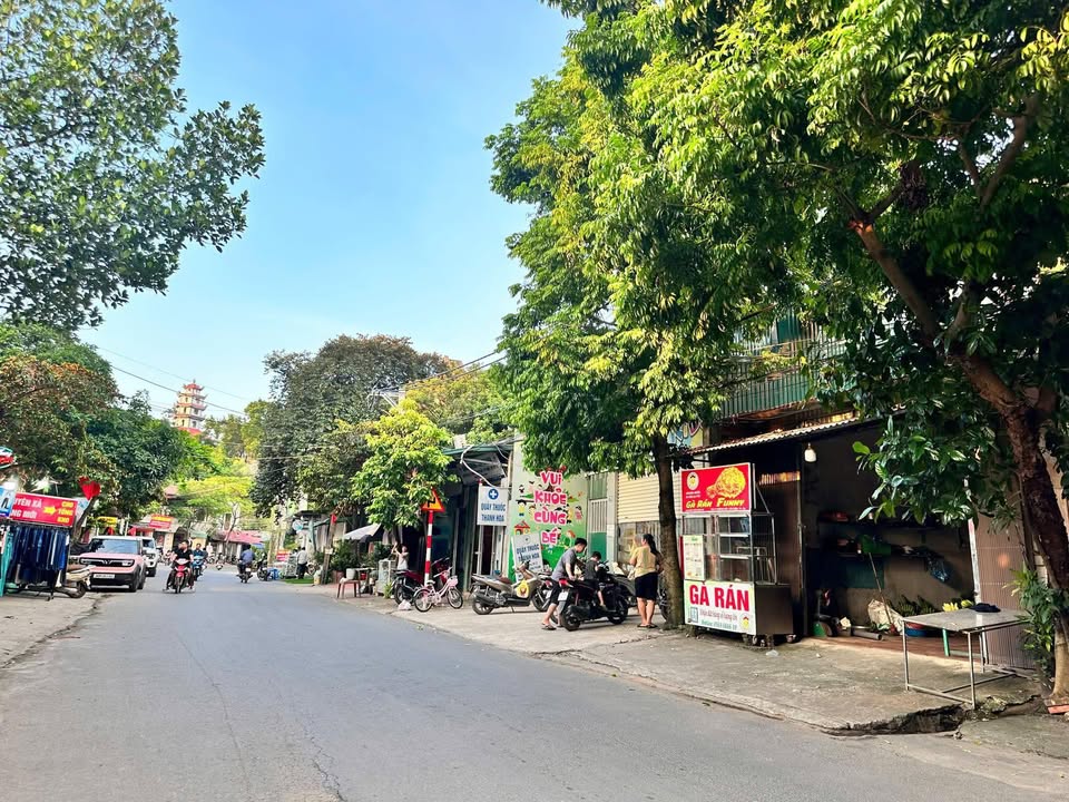 Đất thổ cư Cần Kiệm, Thạch Thất 175m² giá thỏa thuận - Vị trí trung tâm kinh doanh sầm uất!