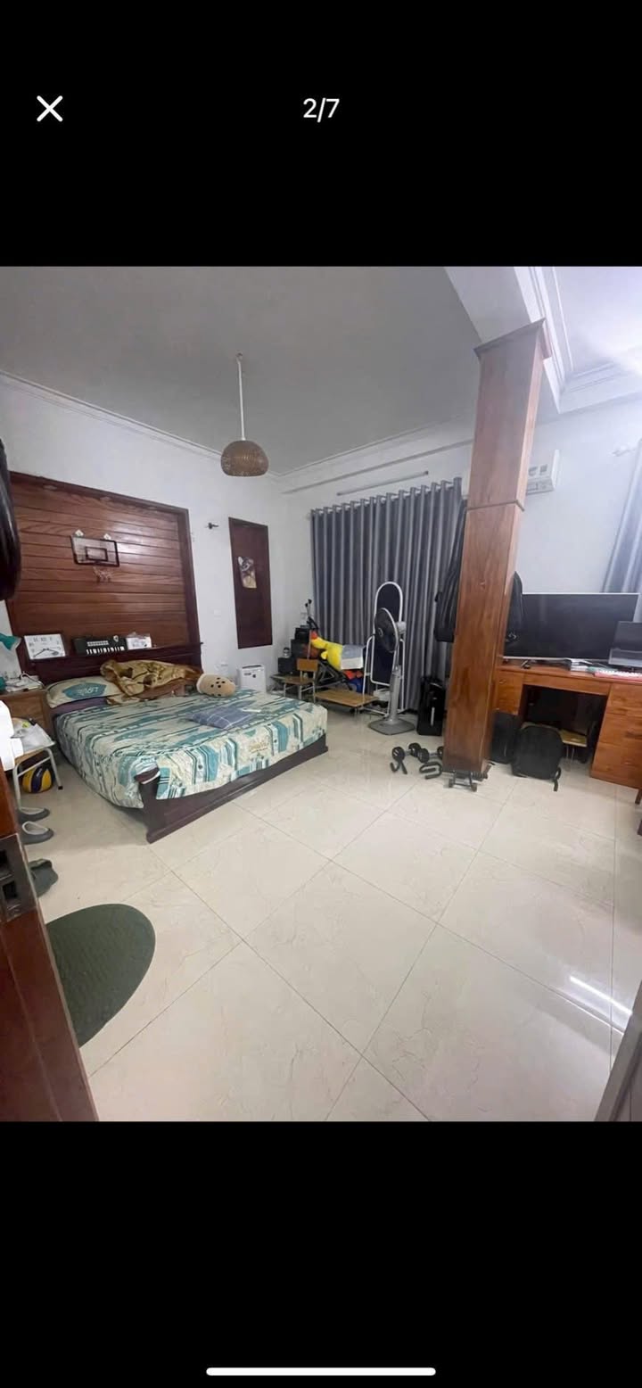 Nhà phố Tứ Liên, Tây Hồ 35m² - Hướng Đông Nam, sổ đỏ chính chủ!