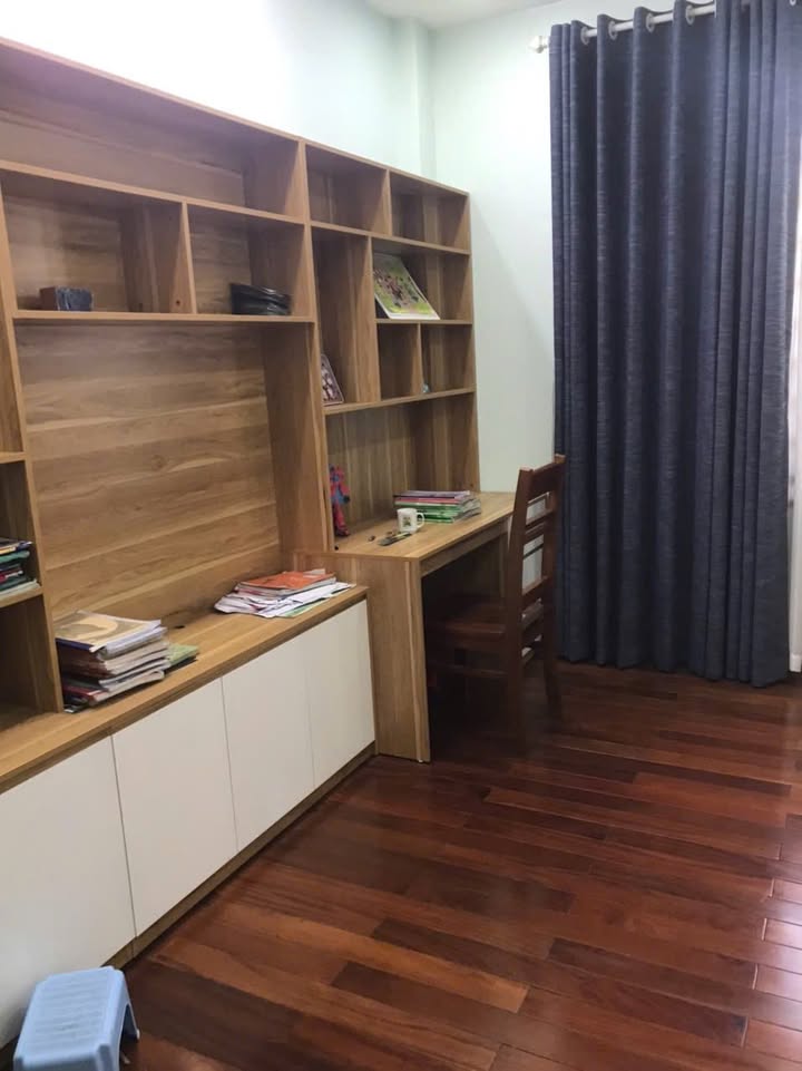 Nhà chính chủ Ngọc Thuỵ Long Biên 95m² giá 2 tỷ - Thiết kế hiện đại, full nội thất!