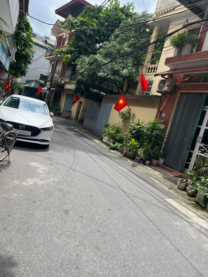 Biệt thự 3 tầng cho thuê tại khu 31ha Gia Lâm - Full nội thất, giá 20 triệu!